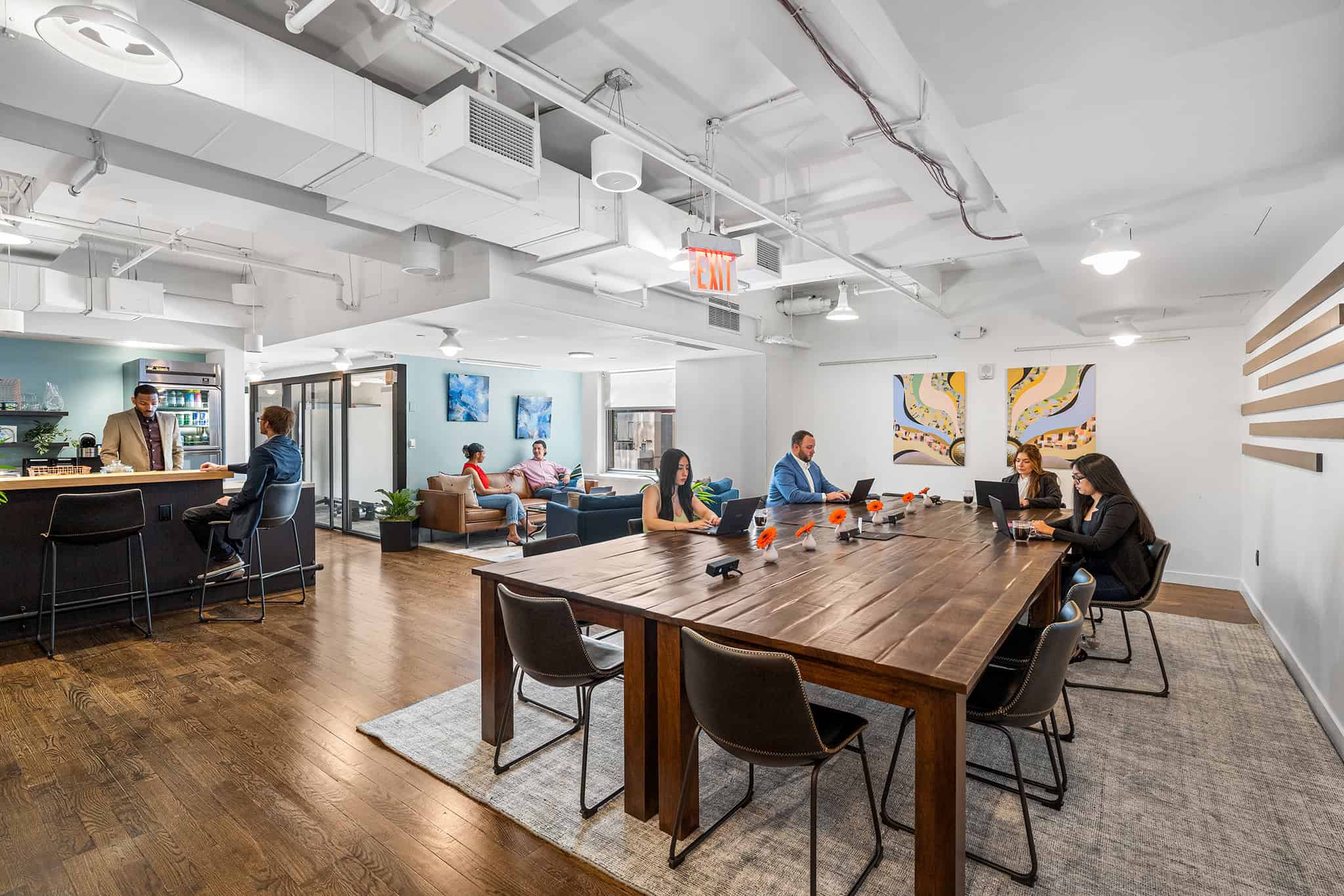 Grand Central - Worklounge with Natural Light