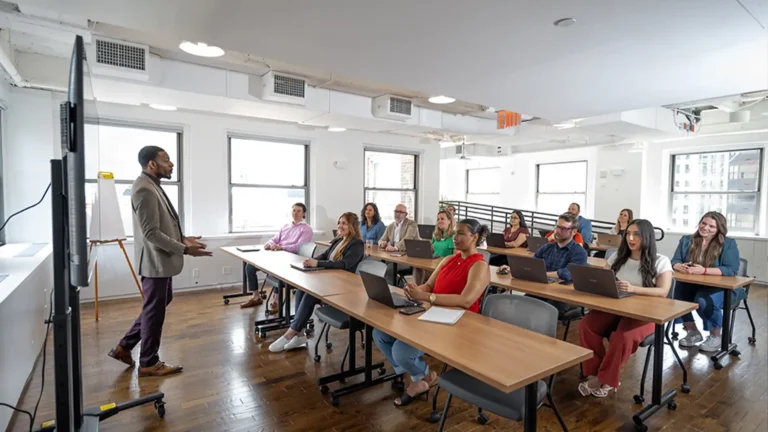 Large Meeting Rooms, NYC Grand Central Private Office Space & Coworking Space