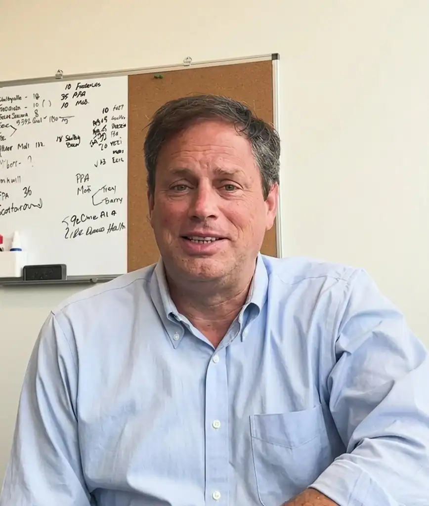 Video testimonial thumbnail