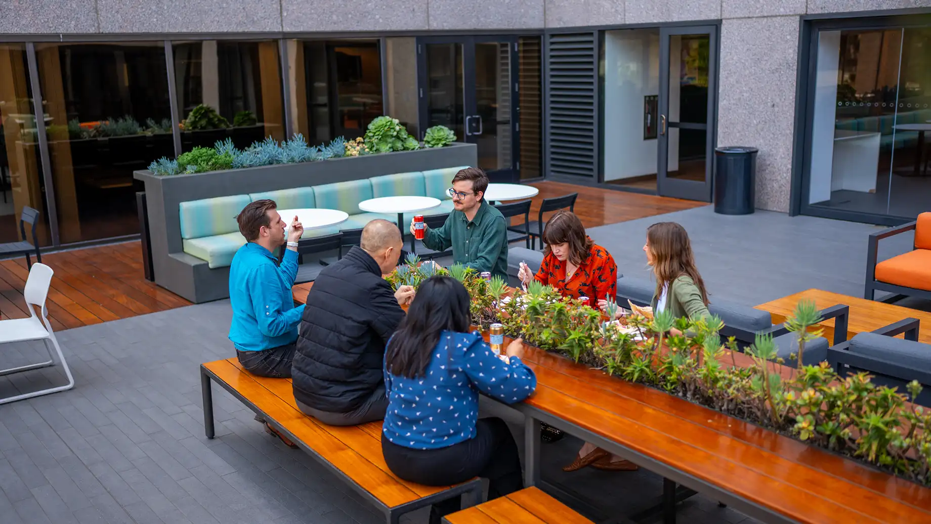 Thriving Coworking Space in Los Angeles Downtown